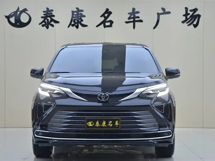 Toyota Sienna 2025 из CN, фото 3