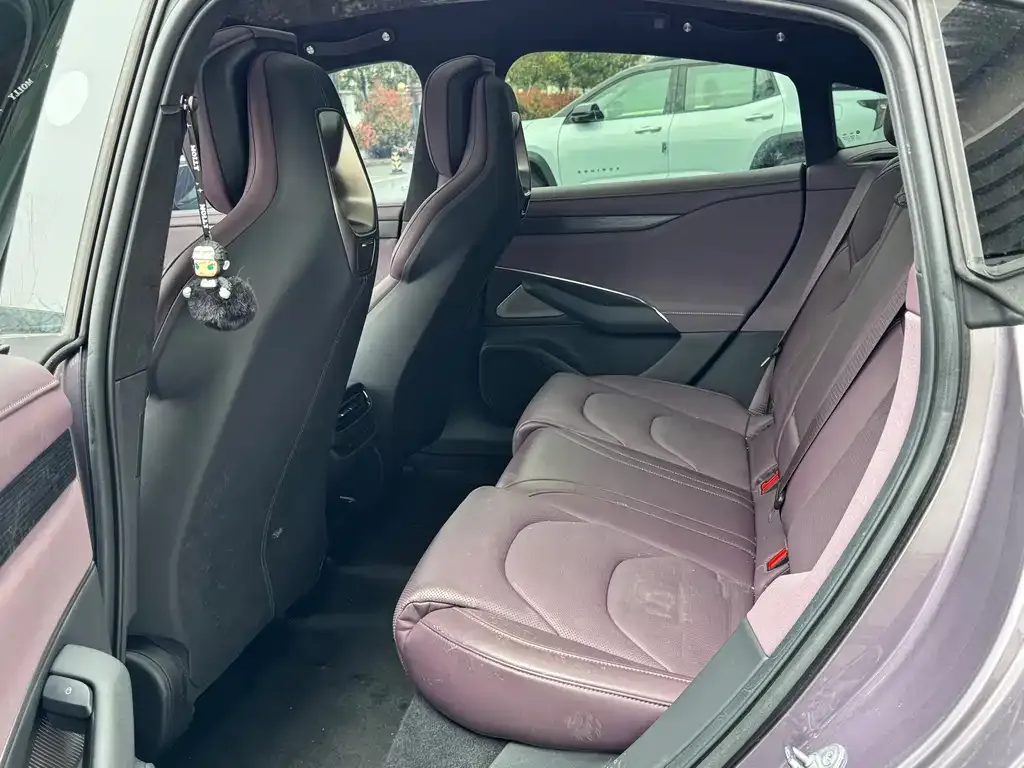 Xiaomi SU7 — фото 10