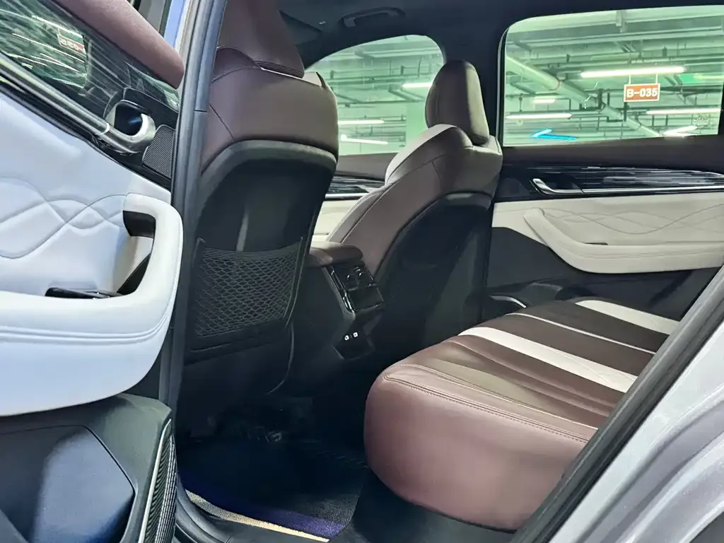 Geely Xingyue L 2023 из CN, фото 7