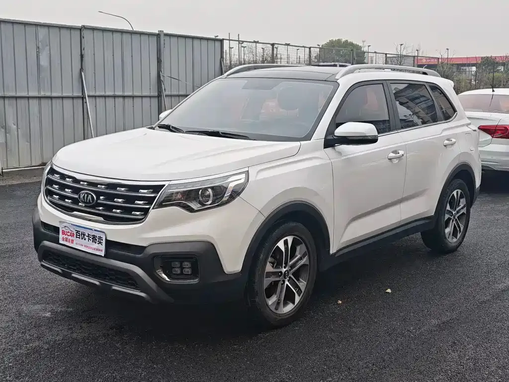 Kia Sportage — фото 1