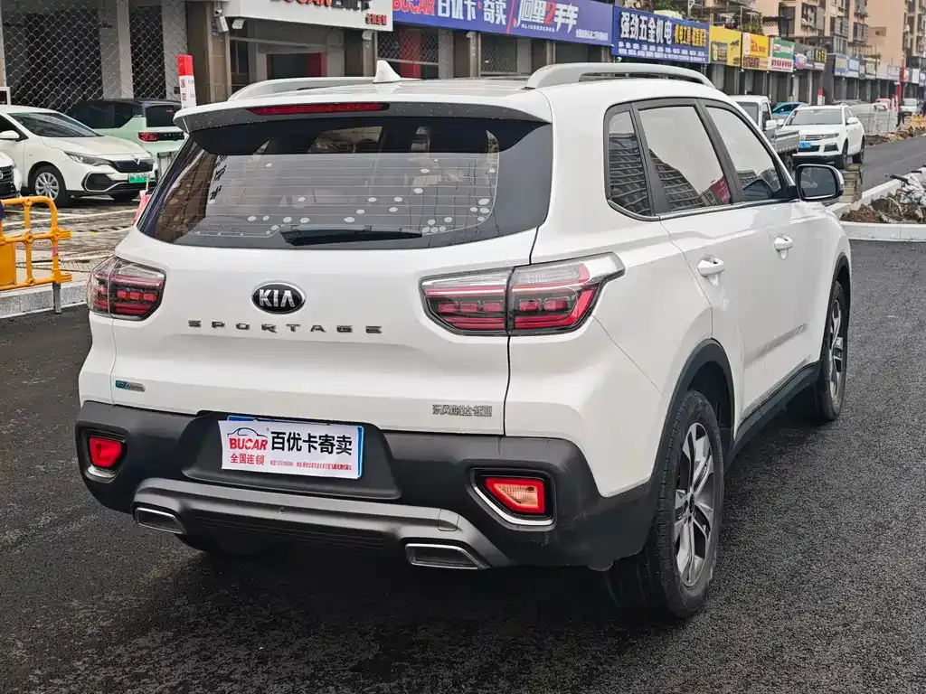 Kia Sportage — фото 3