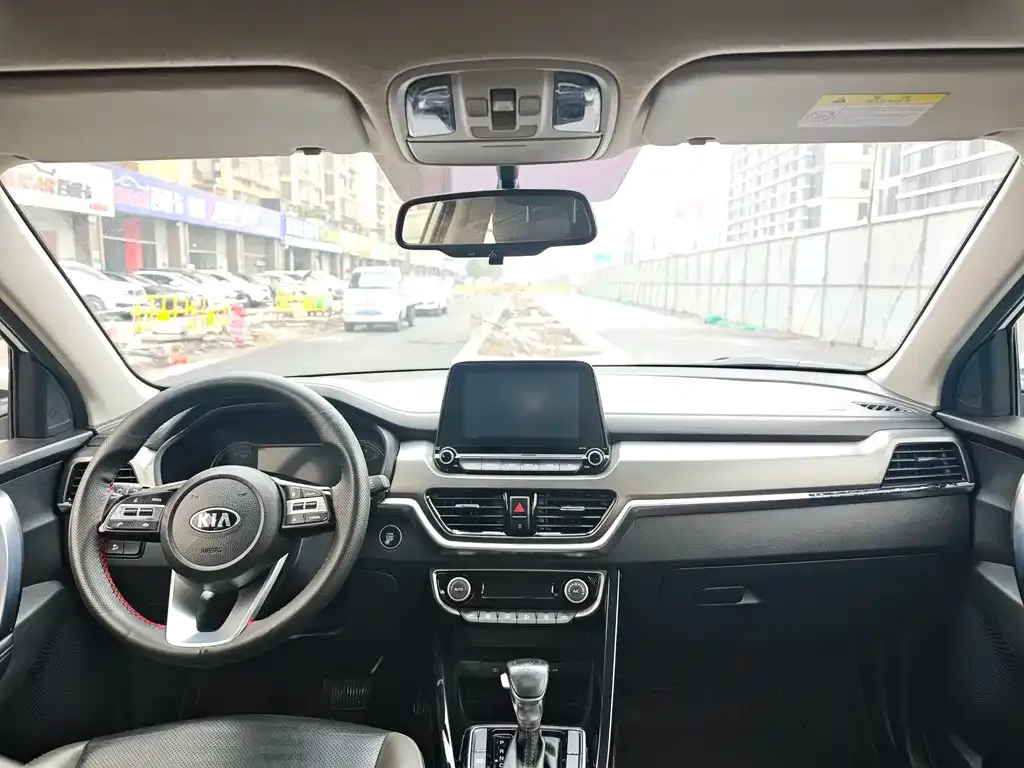 Kia Sportage — фото 5