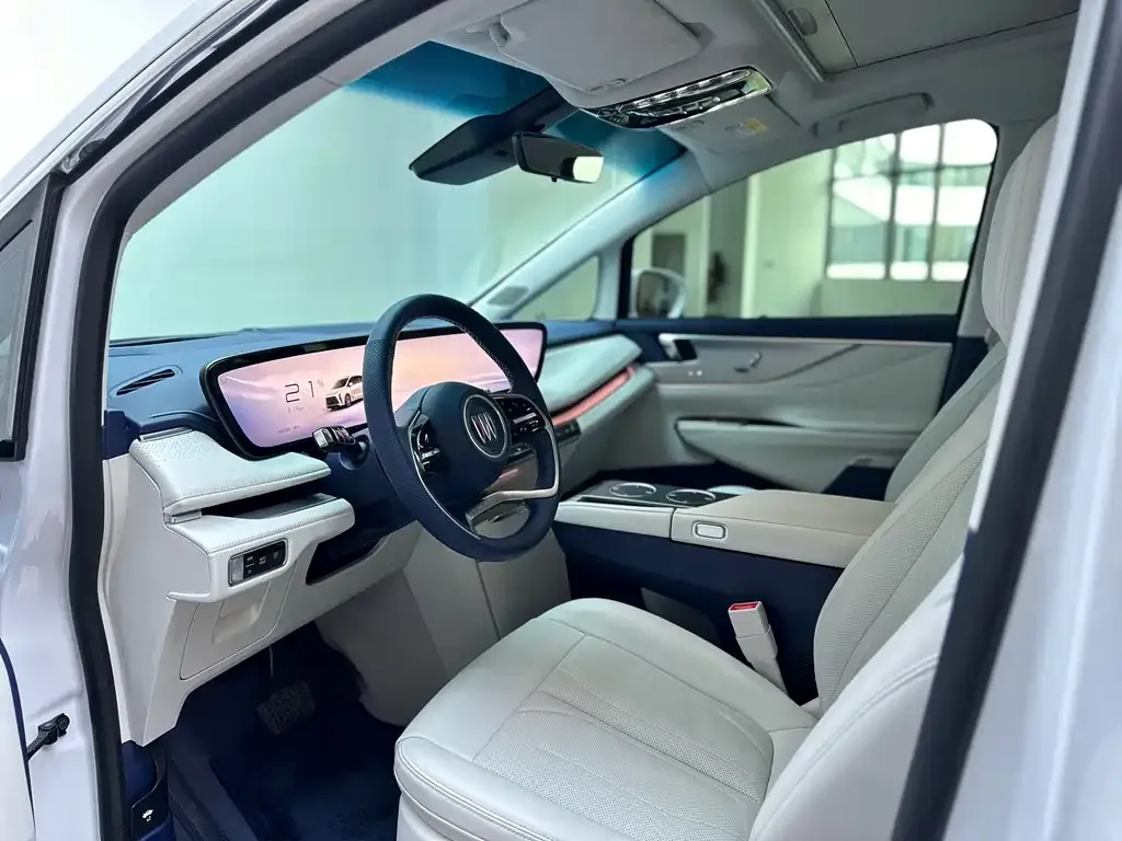 Buick GL8 Hybrid — фото 8