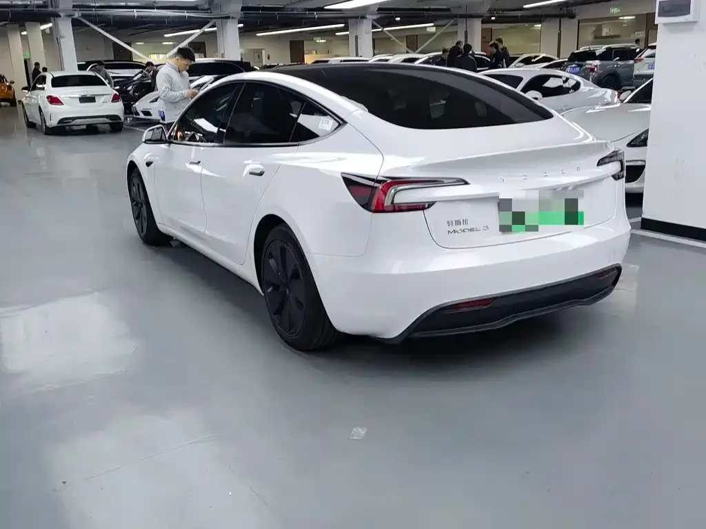 Tesla Model 3 2024 из CN, фото 4