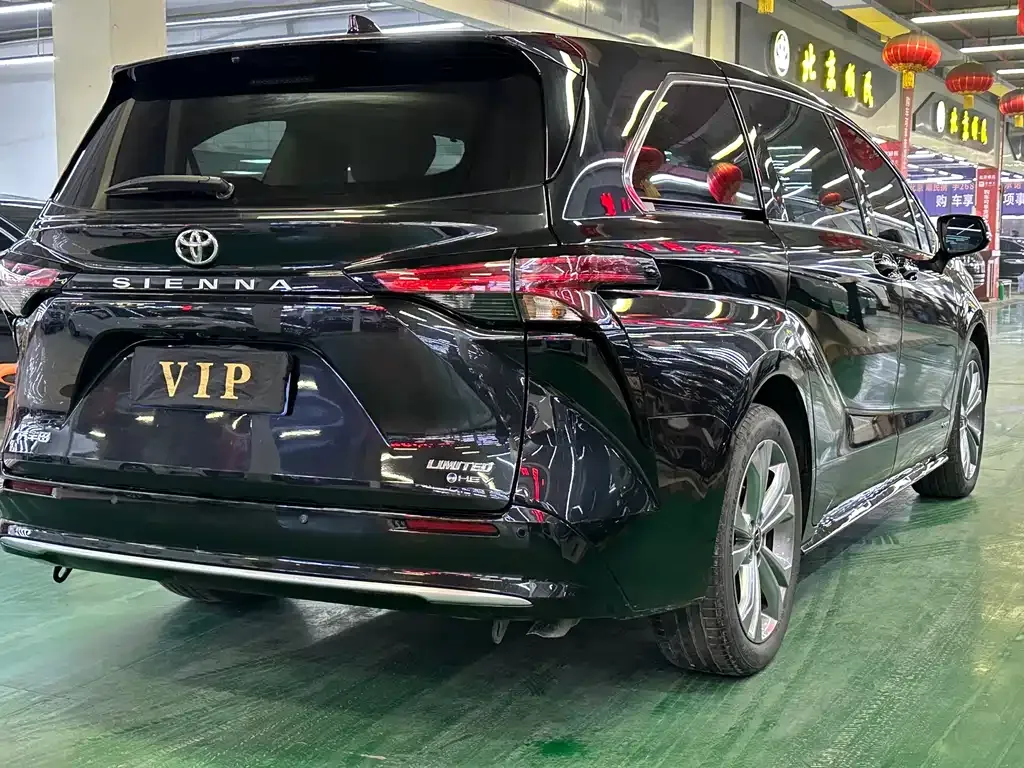 Toyota Sienna 2024 из CN, фото 8