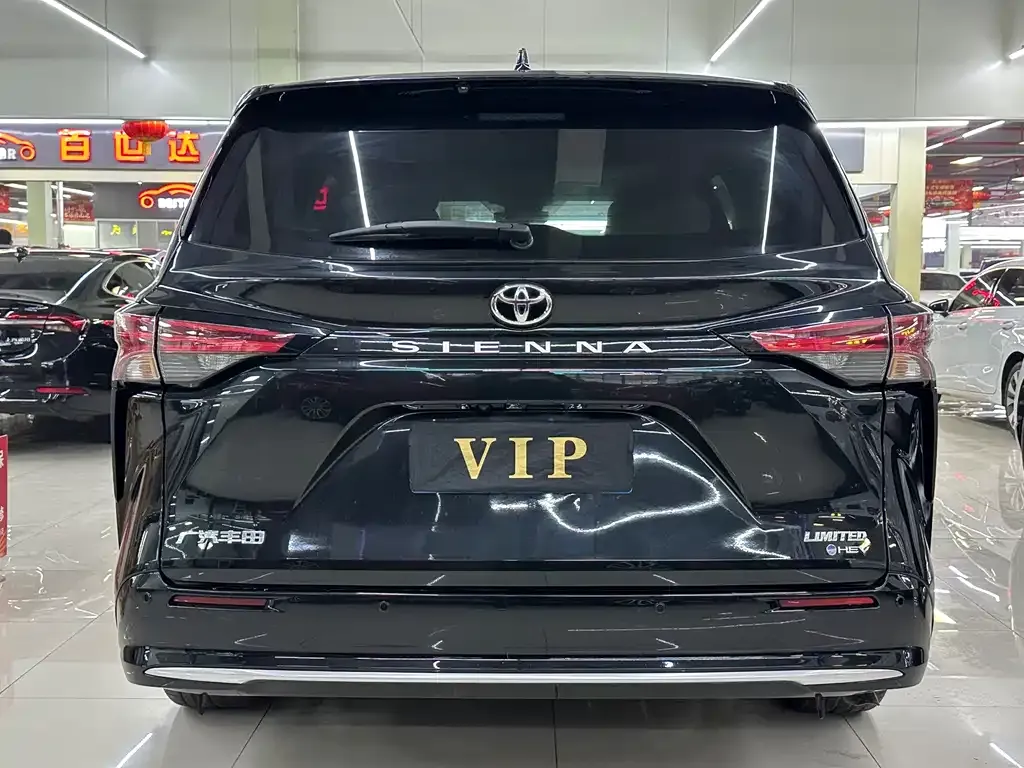 Toyota Sienna 2024 из CN, фото 7