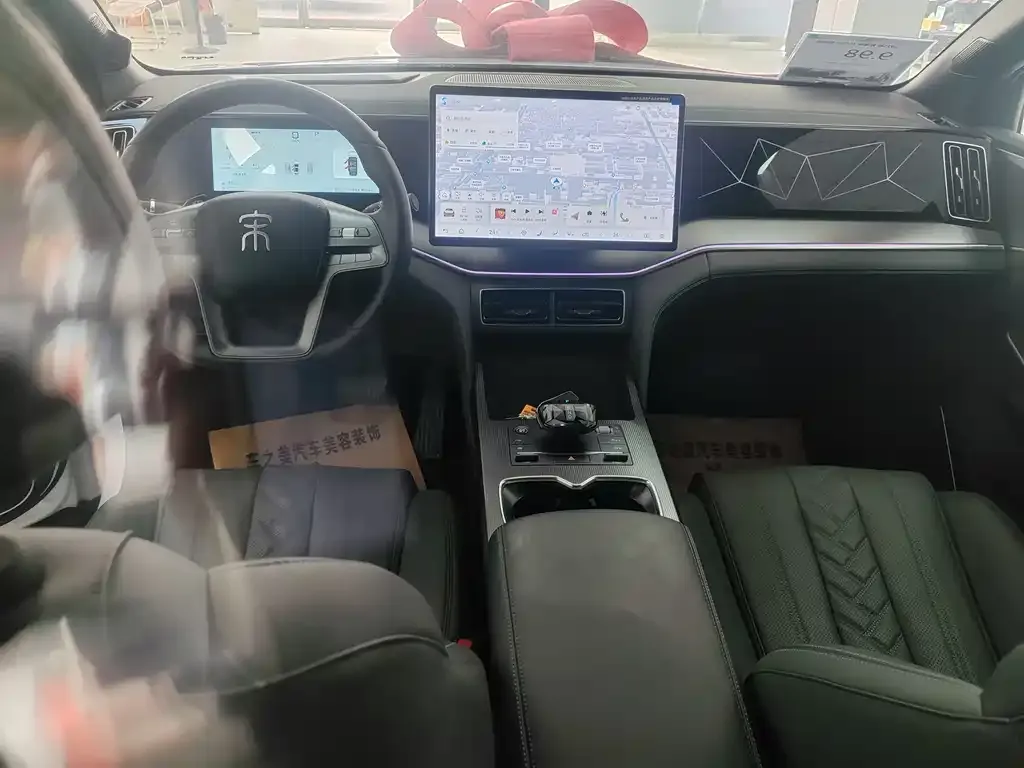 BYD L DM-i — фото 6
