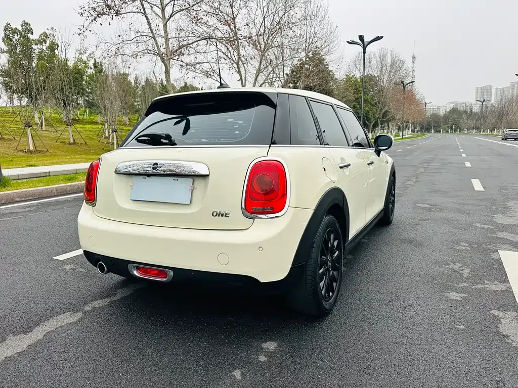 MINI Cooper (3-door) 2021 из CN, фото 8
