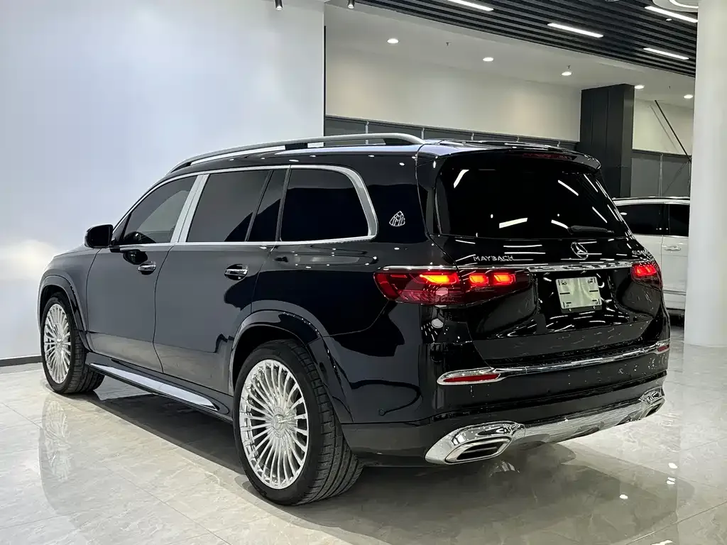 Mercedes-Benz GLS — фото 3