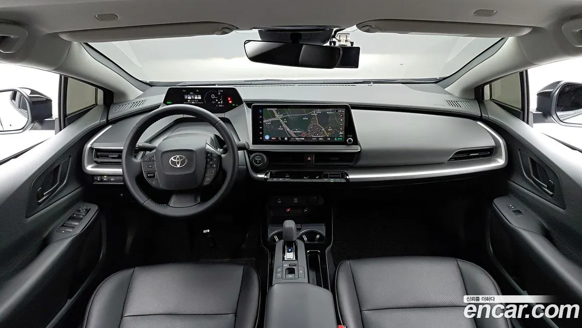 Toyota Prius 2024 из KR, фото 10