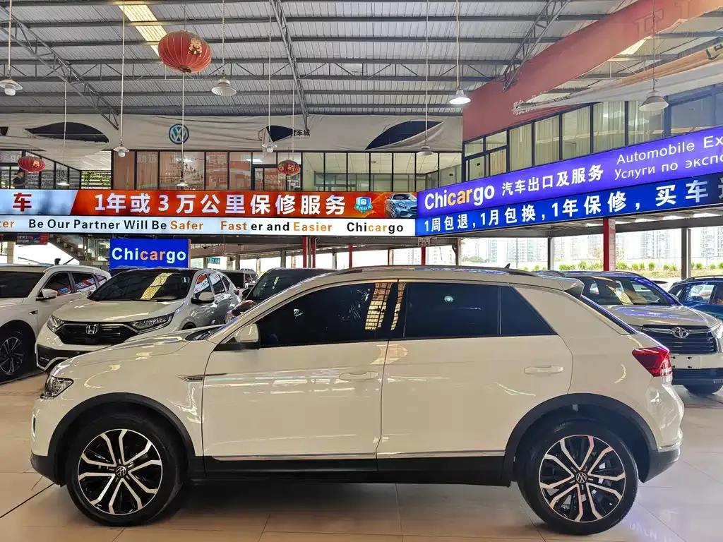 Volkswagen T-Roc 2023 из CN, фото 7