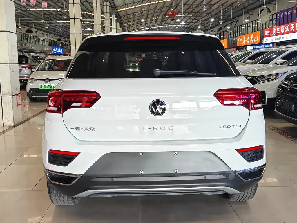 Volkswagen T-Roc 2023 из CN, фото 9