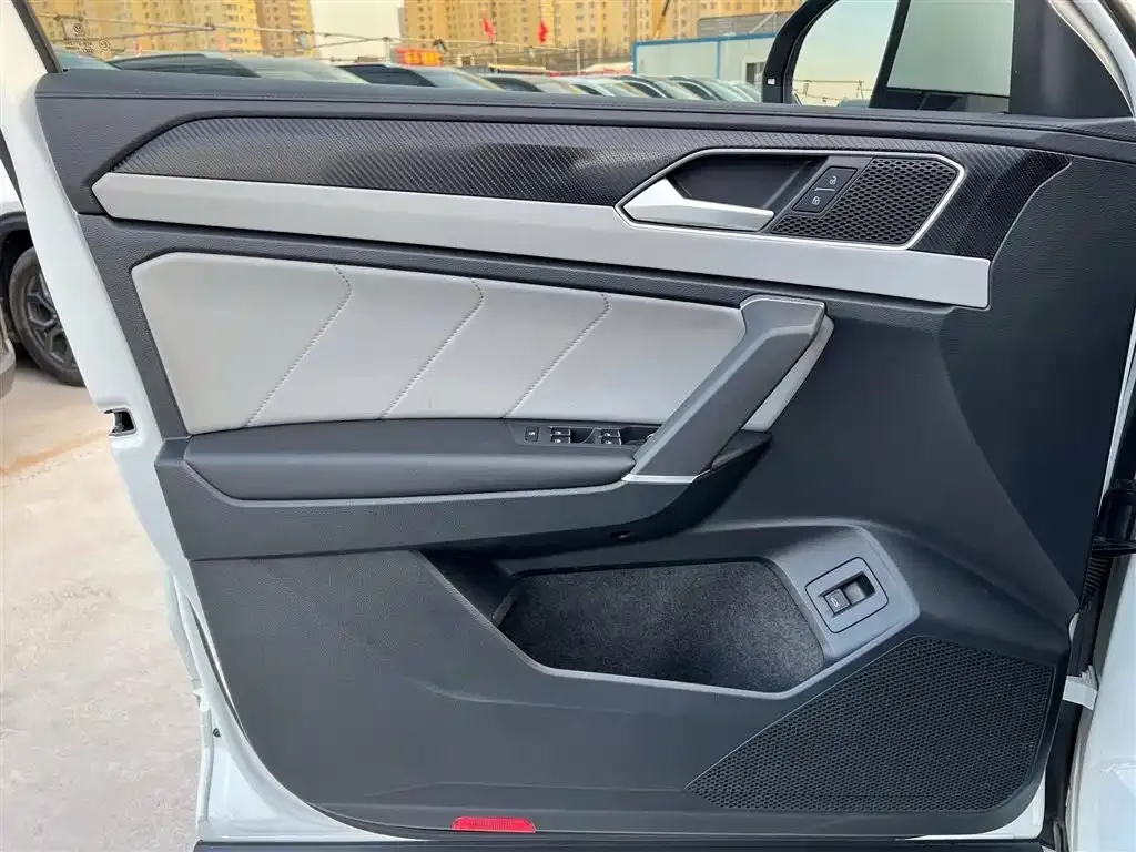Volkswagen Tayron 2023 из CN, фото 5
