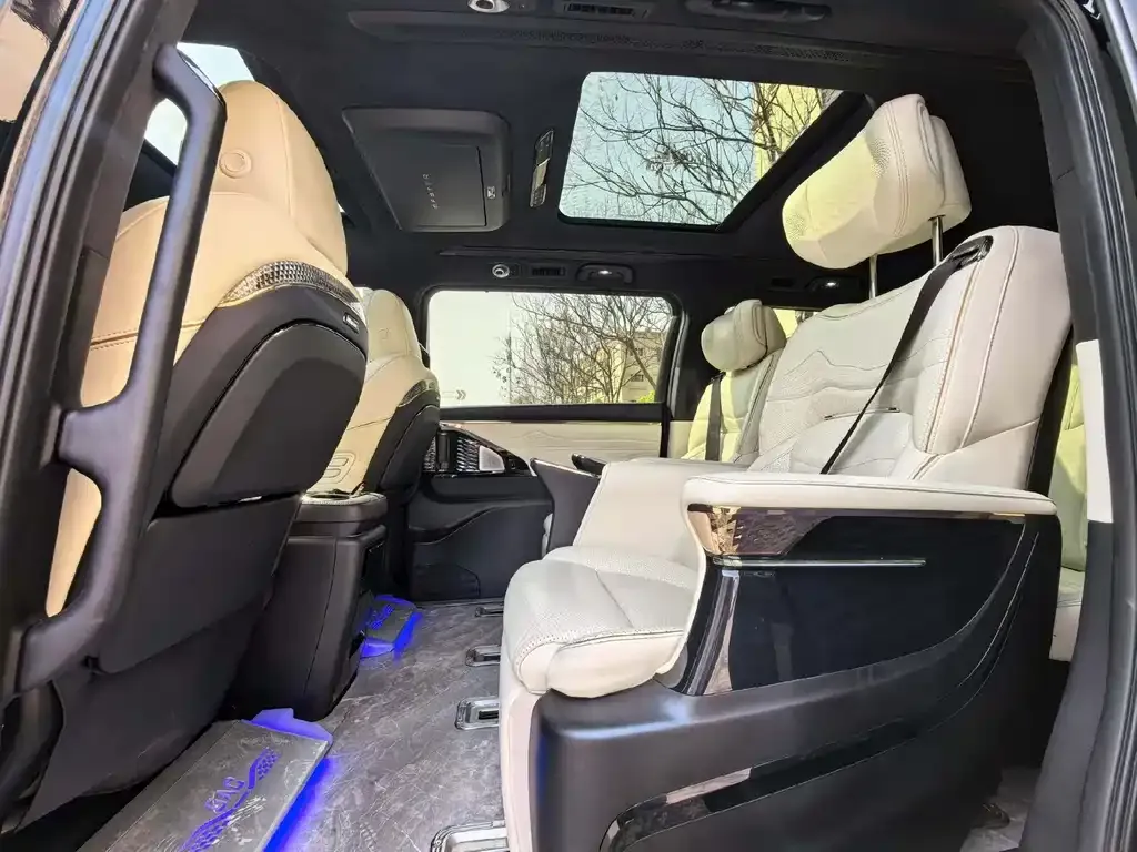 GAC Motor Trumpchi M8 — фото 2