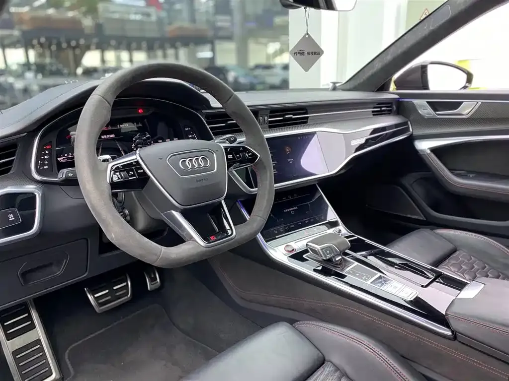 Audi RS 6 2021 из CN, фото 8