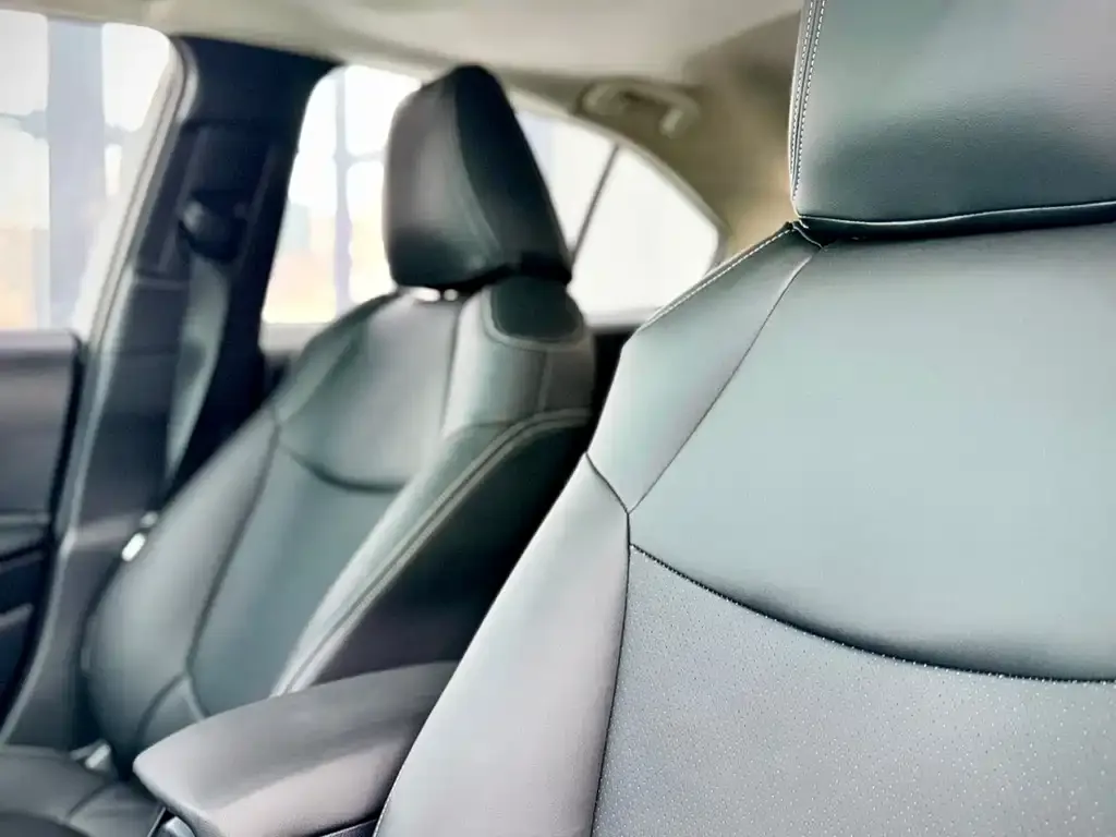 Toyota Corolla — фото 2