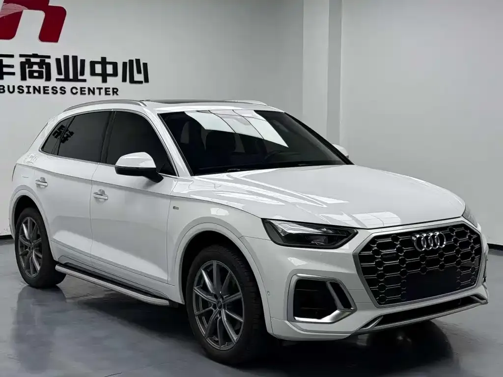 Audi Q5L 2022 из CN, фото 3