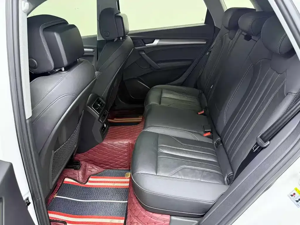 Audi Q5L 2022 из CN, фото 9