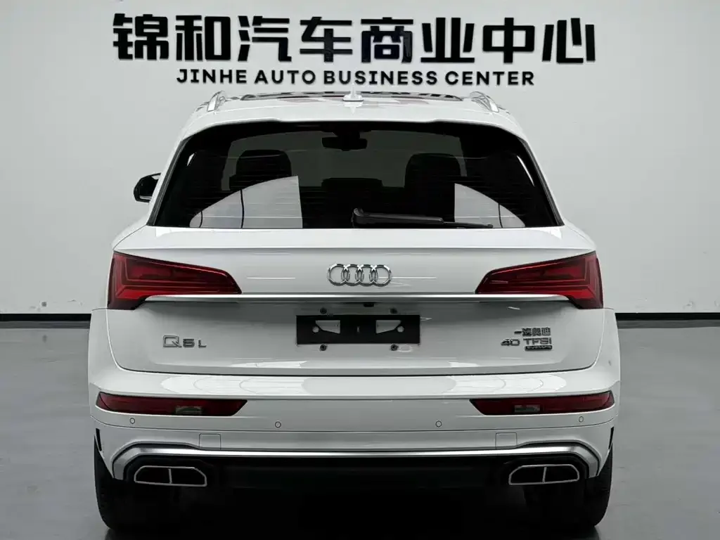 Audi Q5L 2022 из CN, фото 2