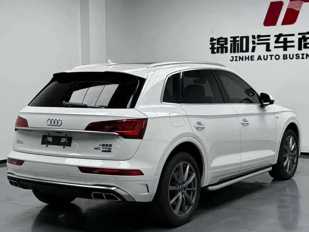 Audi Q5L 2022 из CN, фото 6