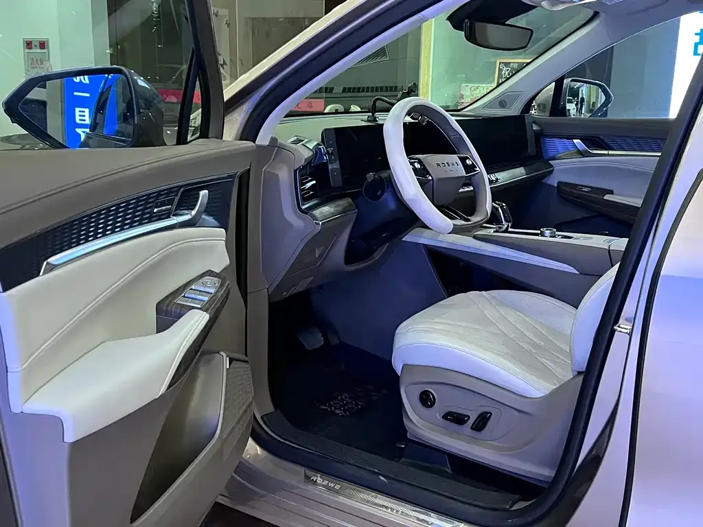 Roewe RX9 2024 из CN, фото 6