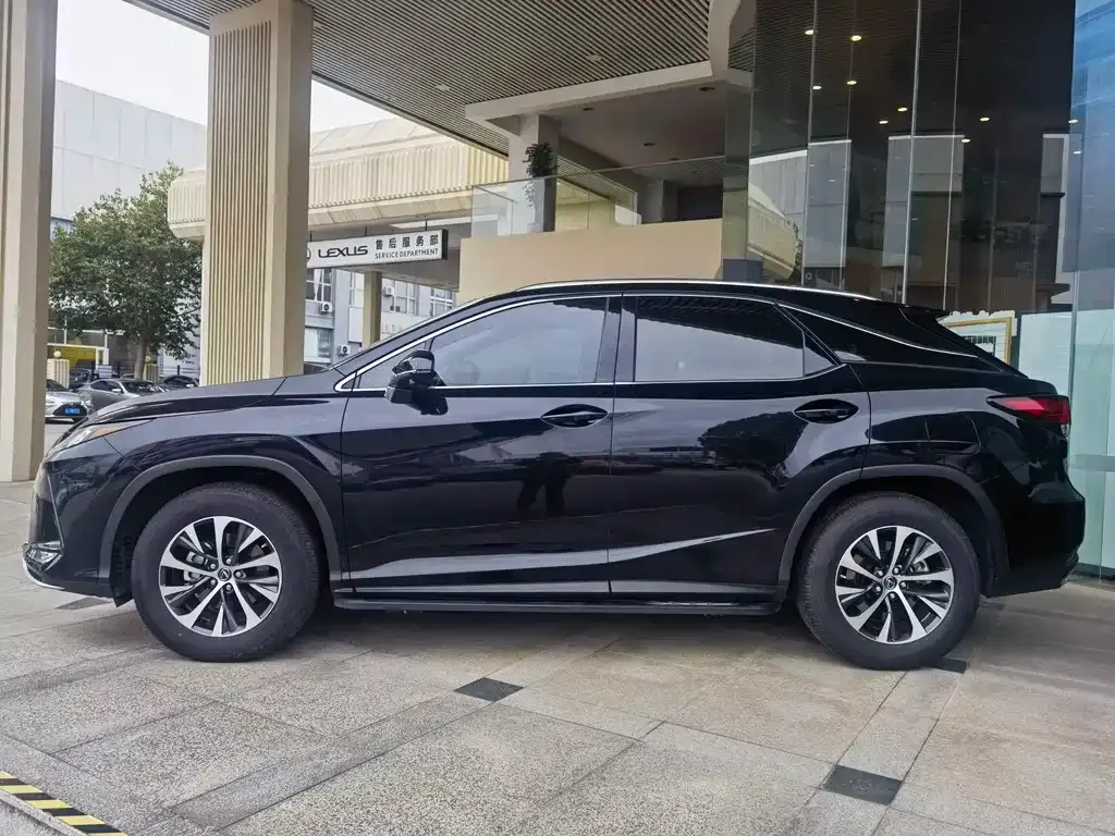 Lexus RX — фото 8