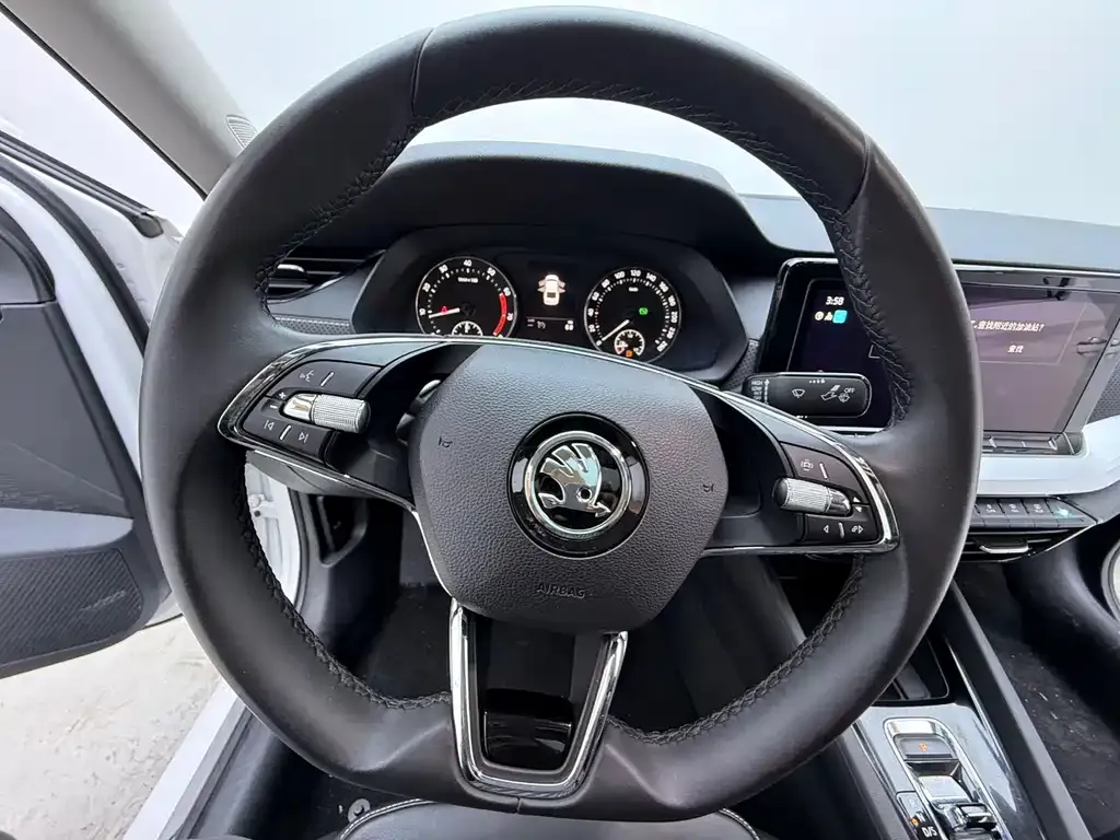 Skoda Octavia 2022 из CN, фото 10