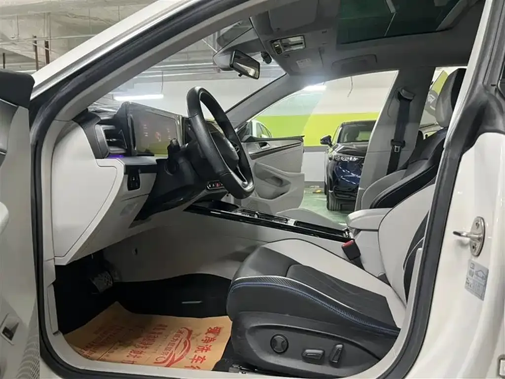 Volkswagen Lamando 2023 из CN, фото 7