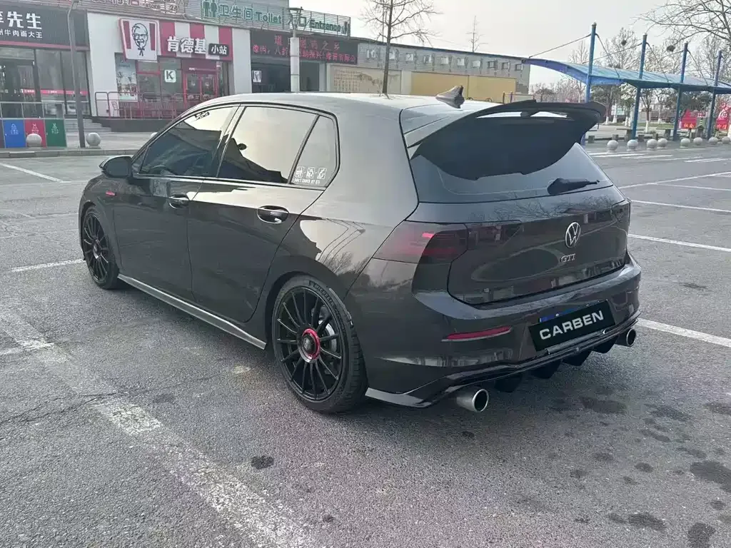 Volkswagen Golf GTI — фото 9