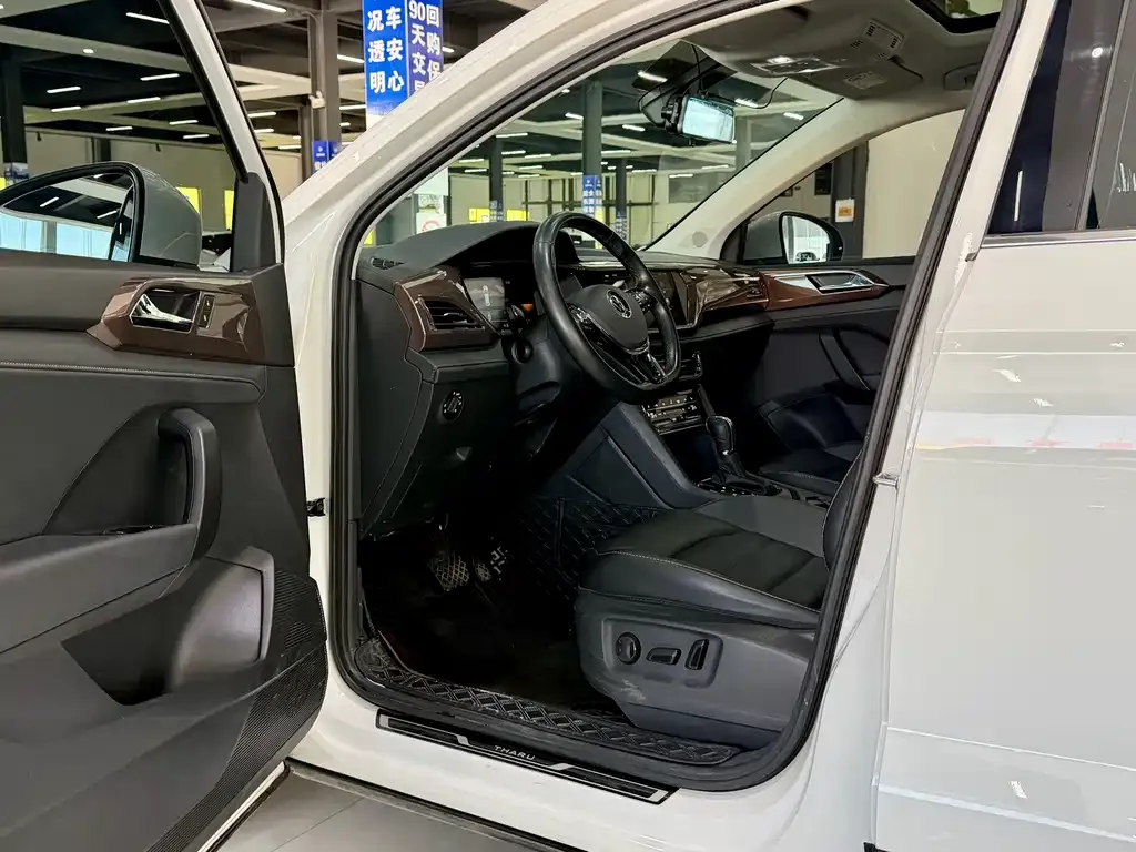Volkswagen Tharu 2023 из CN, фото 3