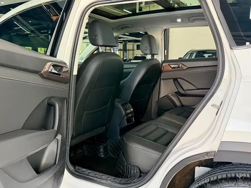 Volkswagen Tharu 2023 из CN, фото 5