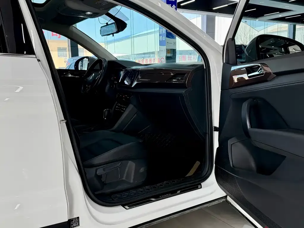 Volkswagen Tharu 2023 из CN, фото 7