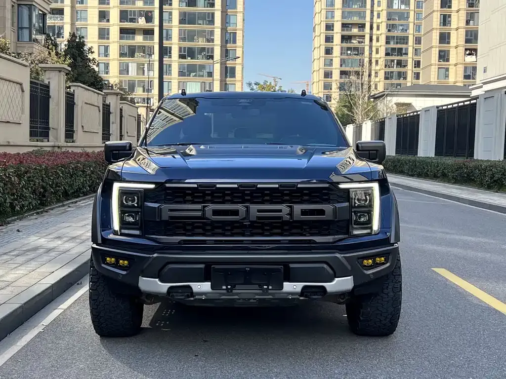 Ford F-150 Raptor — фото 9