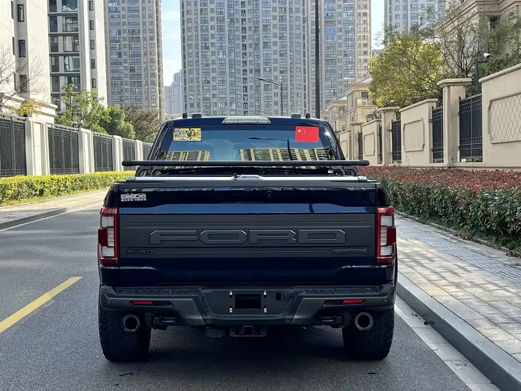 Ford F-150 Raptor — фото 7