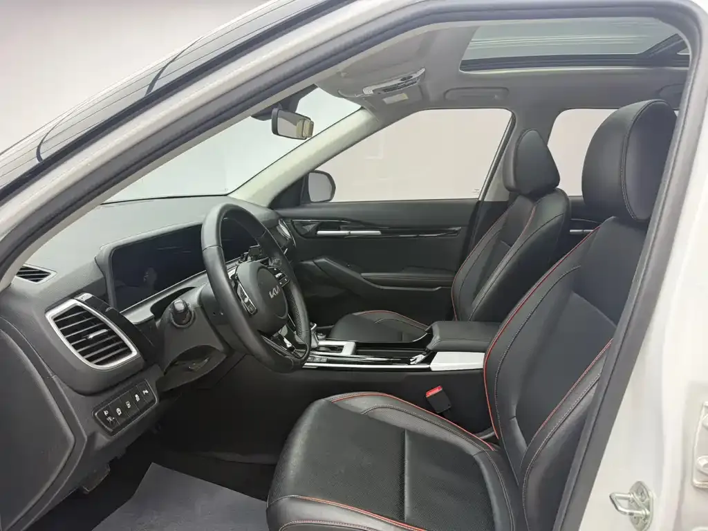 Kia Seltos 2023 из CN, фото 10