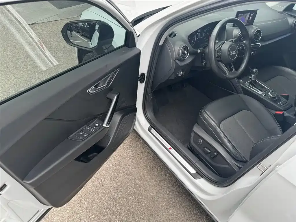 Audi Q2L 2021 из CN, фото 7