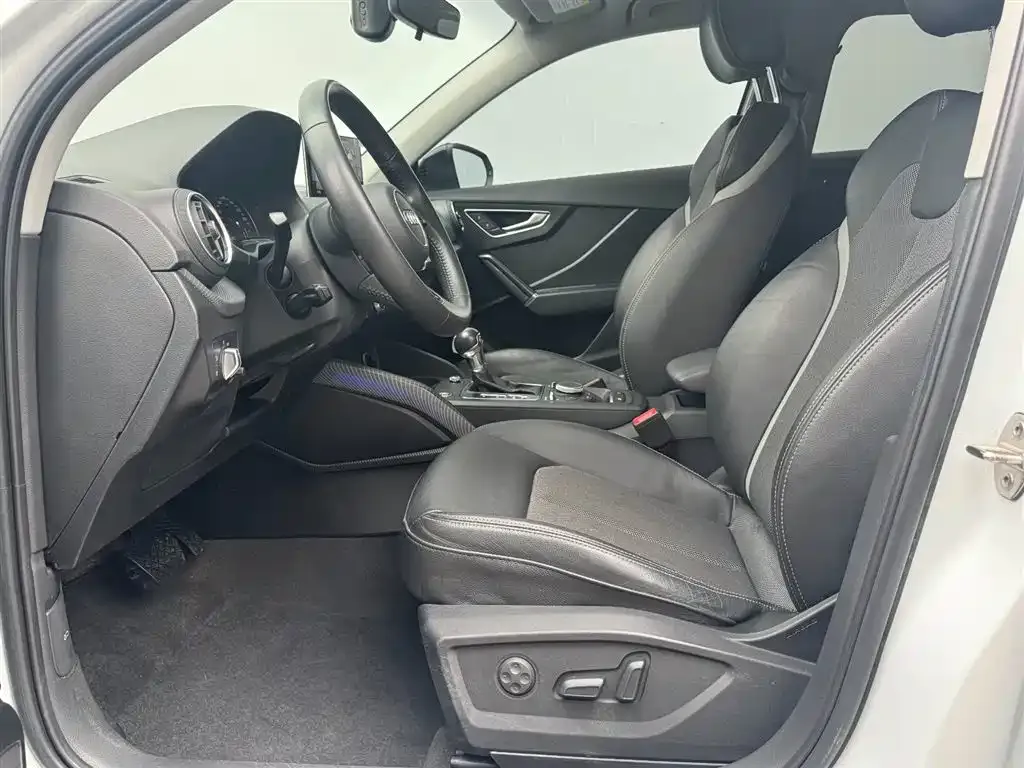 Audi Q2L 2021 из CN, фото 9