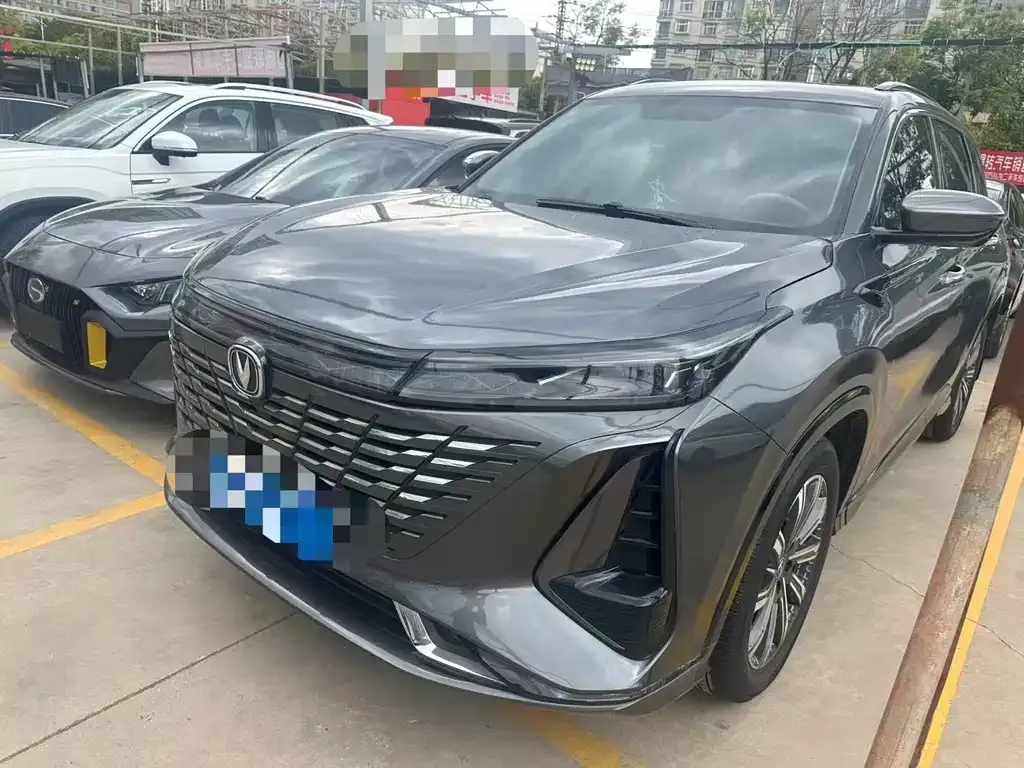 Changan CS75PLUS — фото 1