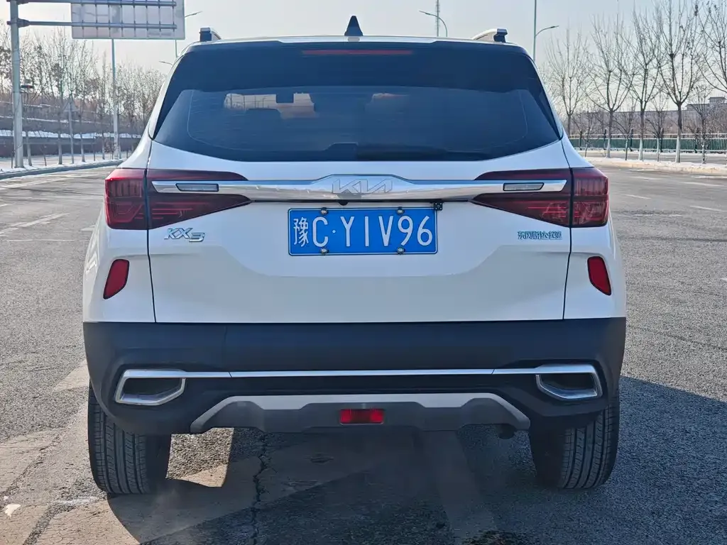 Kia KX3 2022 из CN, фото 6