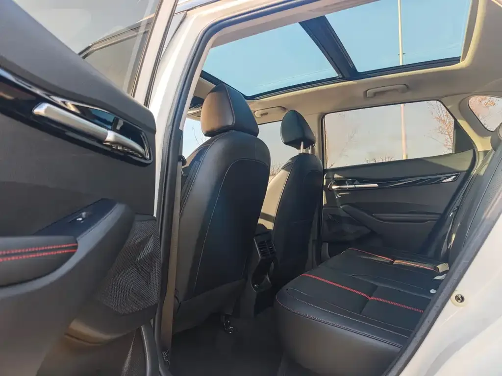 Kia KX3 2022 из CN, фото 3