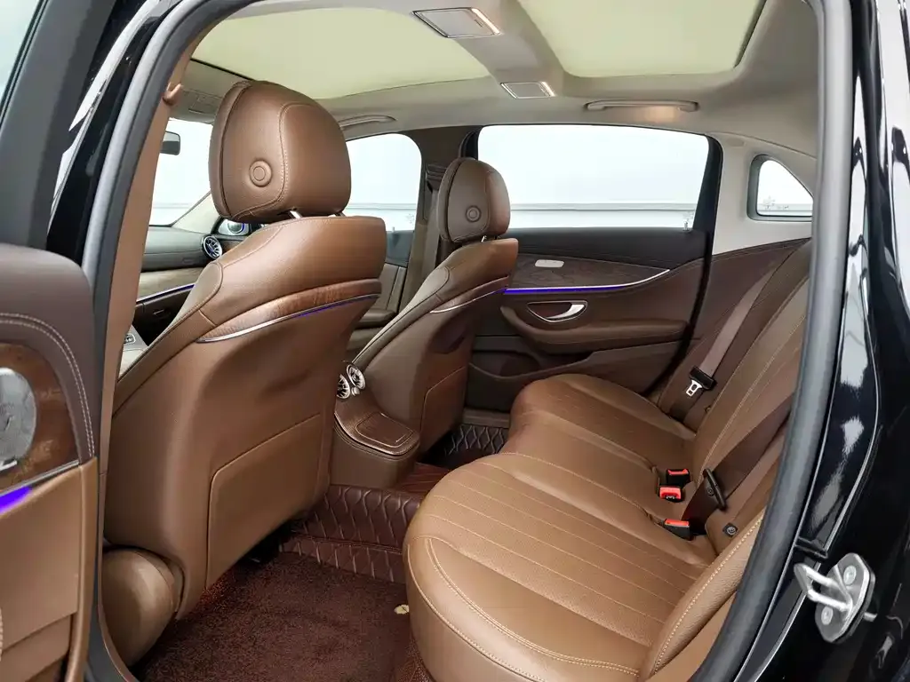 Mercedes-Benz E-Class 2022 из CN, фото 7