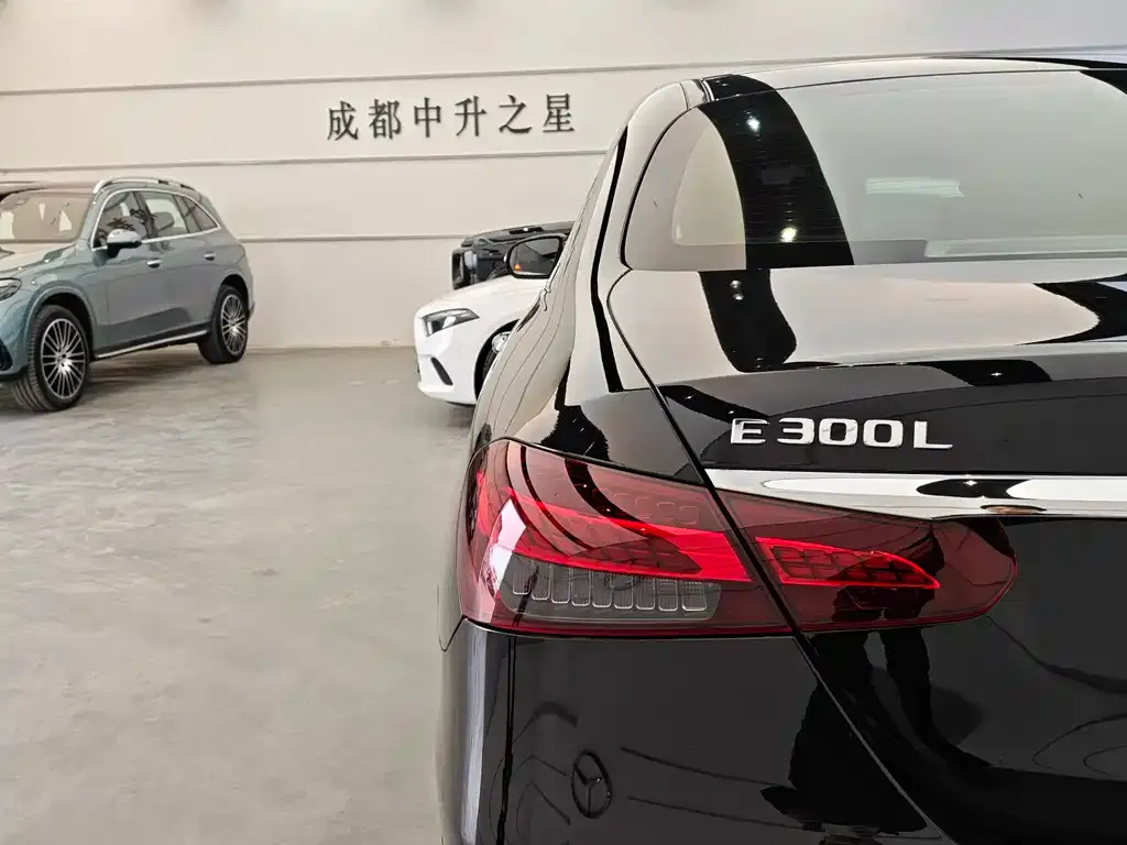 Mercedes-Benz E-Class 2022 из CN, фото 3