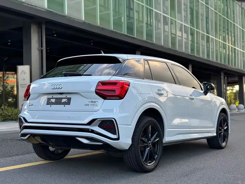 Audi Q2L 2022 из CN, фото 8