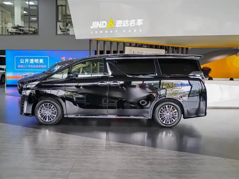 Toyota Vellfire — фото 8