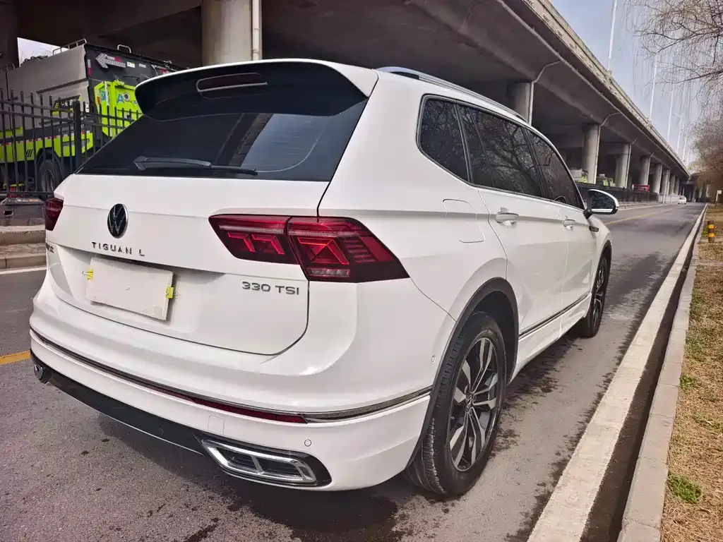 Volkswagen Tiguan L 2022 из CN, фото 4
