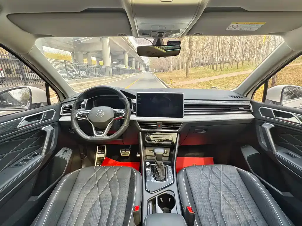 Volkswagen Tiguan L 2022 из CN, фото 8