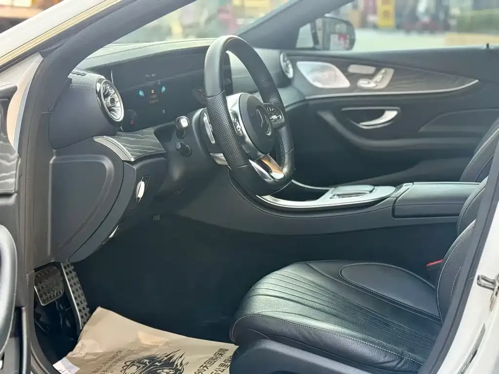 Mercedes-Benz CLS — фото 10