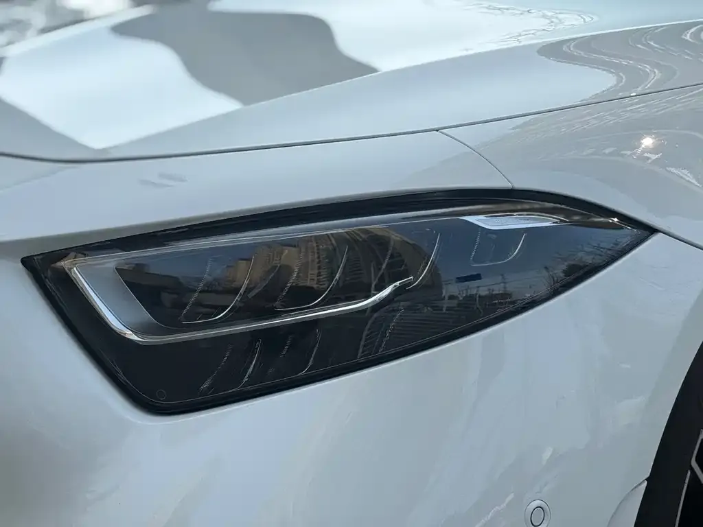 Mercedes-Benz CLS — фото 2