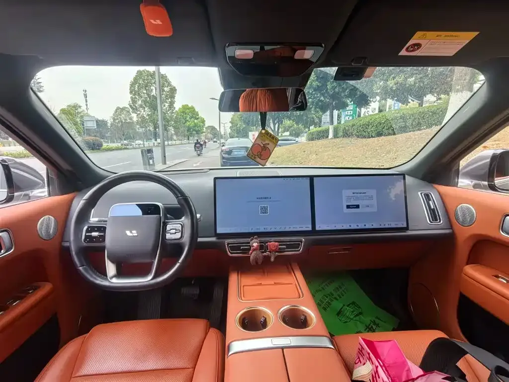 Li Auto Li L8 2023 из CN, фото 2