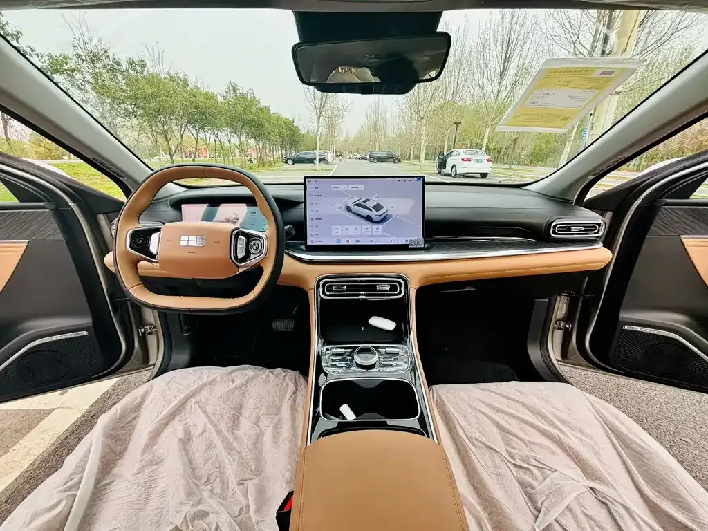 Geely 银河星耀6 2025 из CN, фото 4